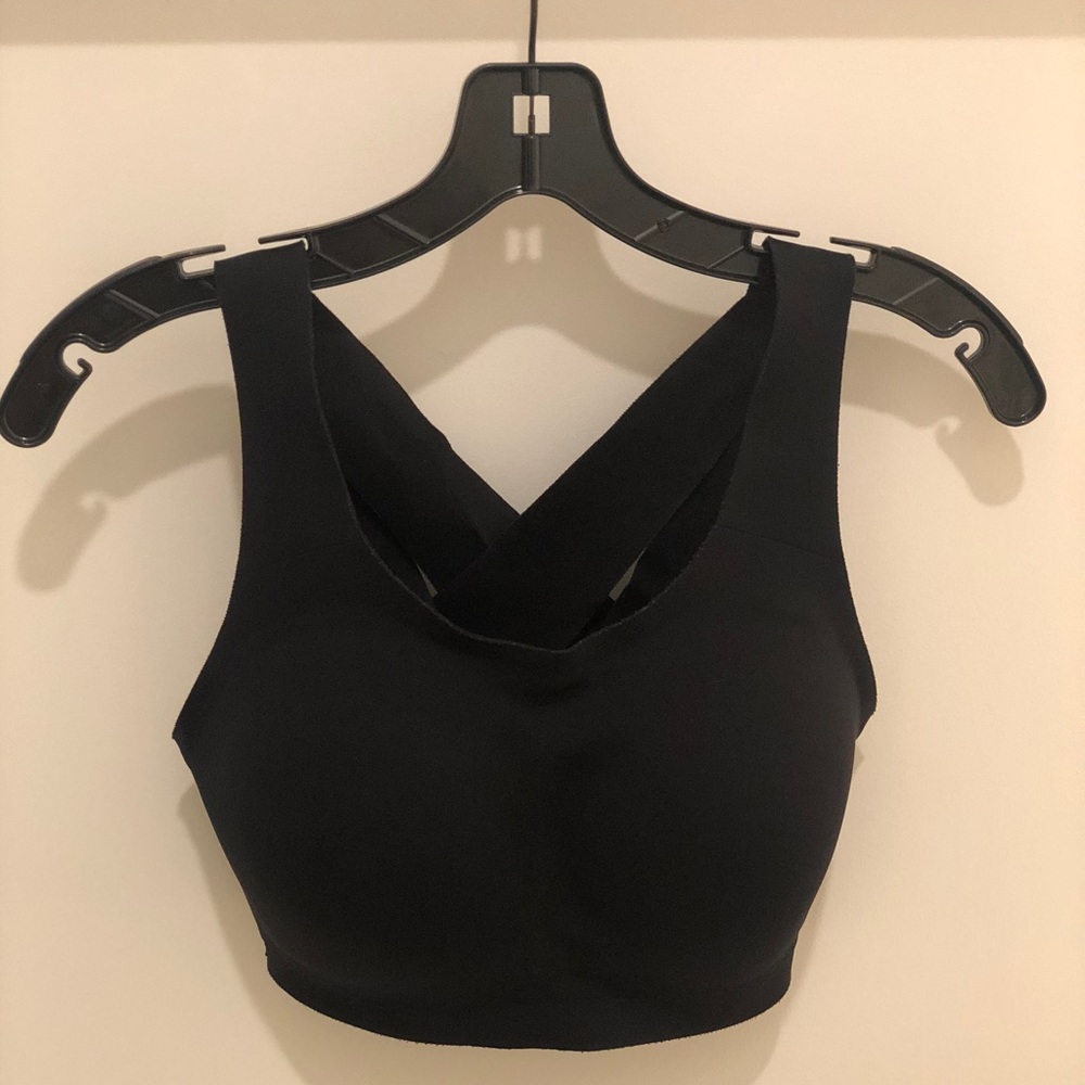 Lululemon Enlite Sports Bra